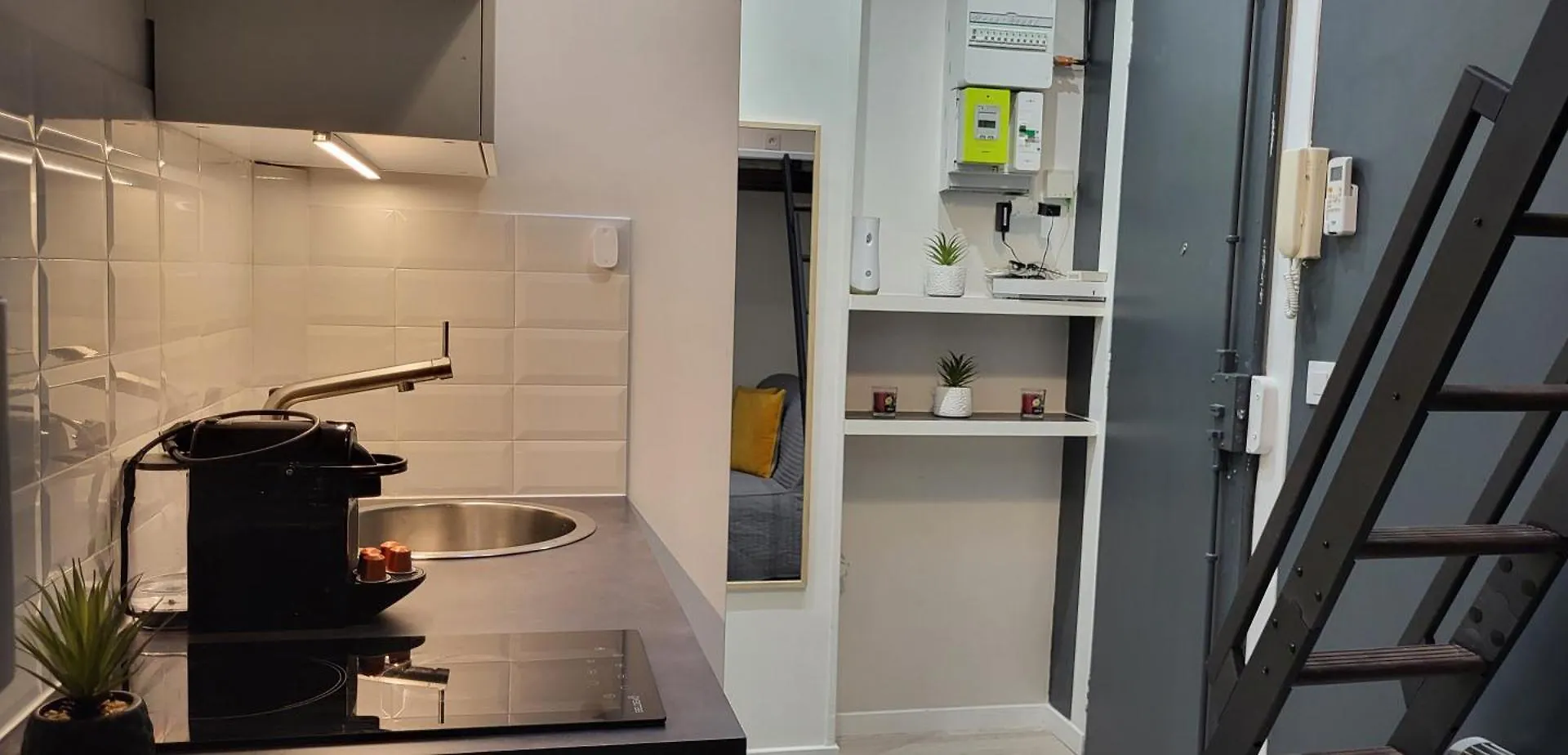 Petite Chambre A Paris Avec Ascenseur ! Apartment